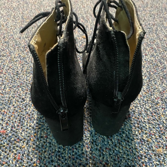 Chinese Laundry Black Lace-Up Boots - Picture 3 of 6